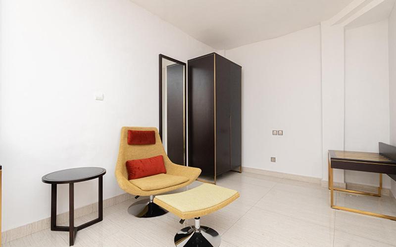 Hotel Le Figaro Douala Exteriör bild